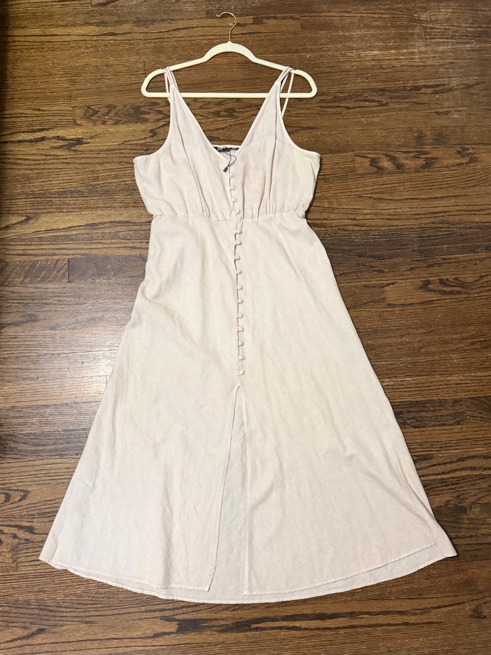 Linen button beige dress with front slit